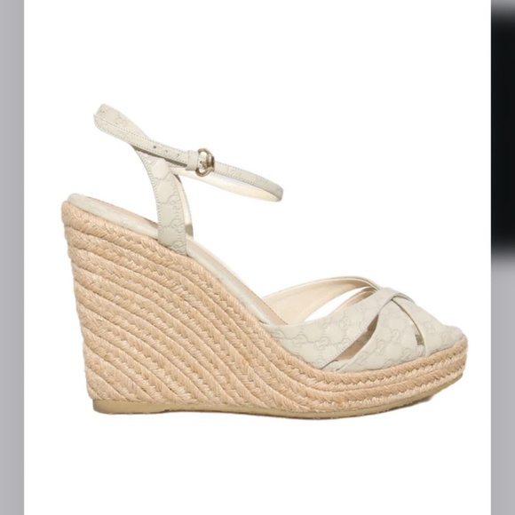 Gucci sandals - Picture 1 of 5